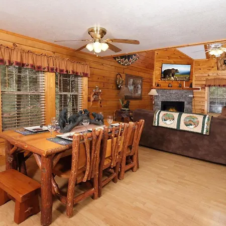 Bears Den Villa Pigeon Forge Exterior photo